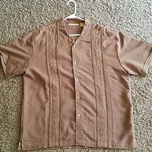 Mens button down summer shirt XL